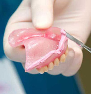 Sunshine Coast Denture relines